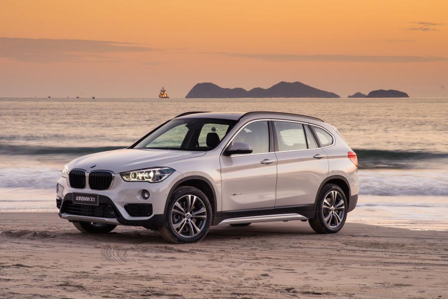  BMW X1 xDrive25Li Sport Line 2016 года  (фото 9 из 20)